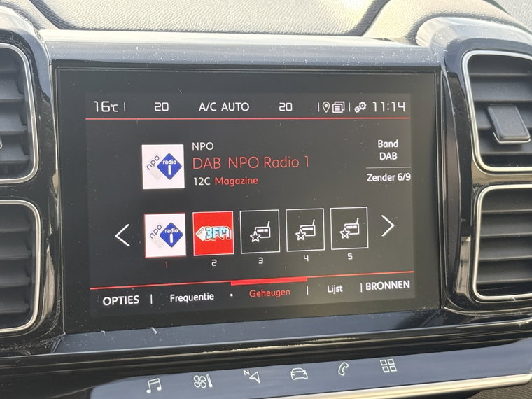 Vehicle Image 37