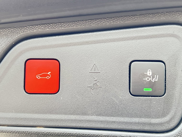 Vehicle Image 26