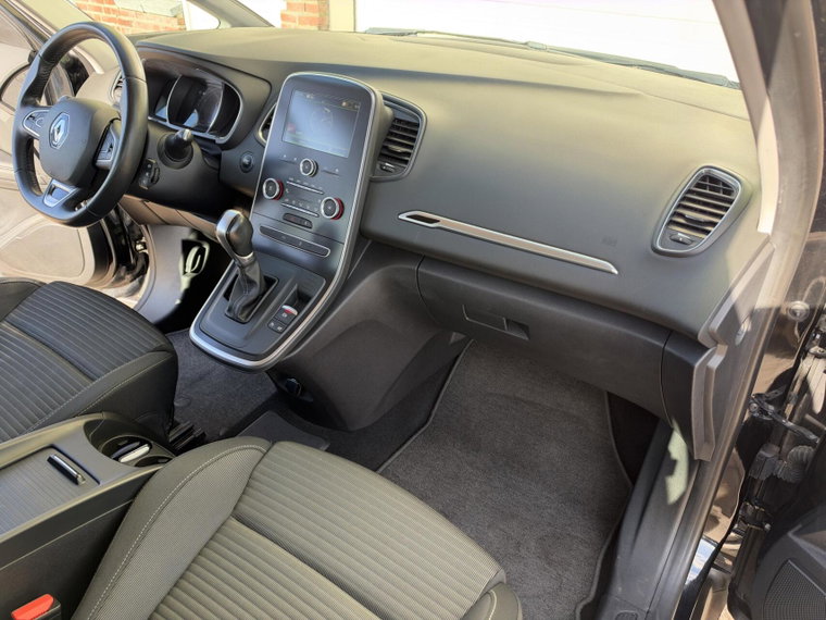 Vehicle Image 22