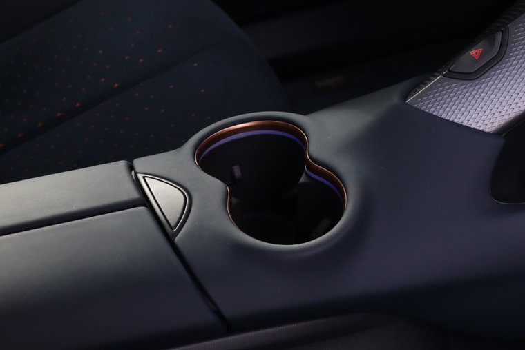 Vehicle Image 24