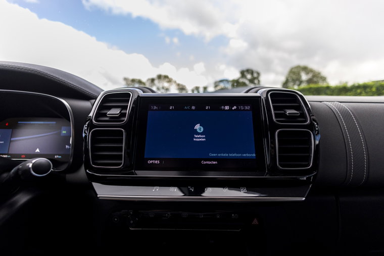 Vehicle Image 30