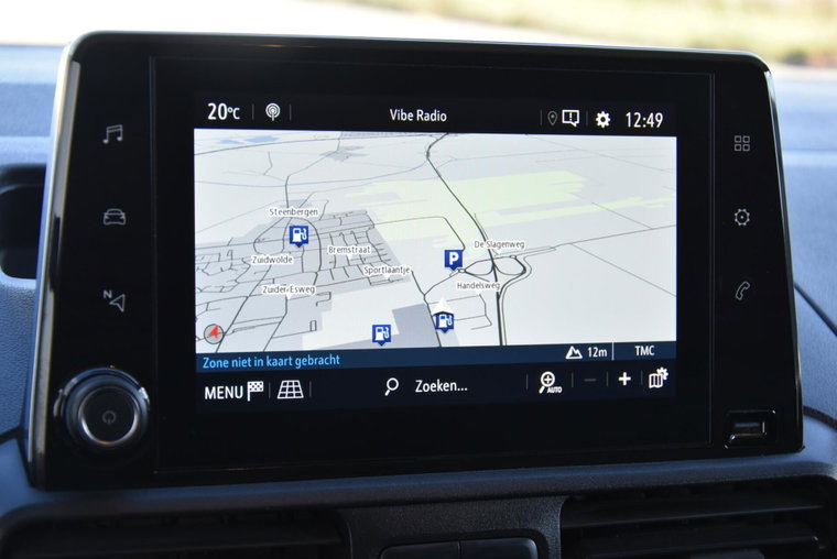 Vehicle Image 14
