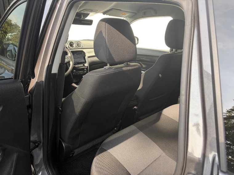 Vehicle Image 15