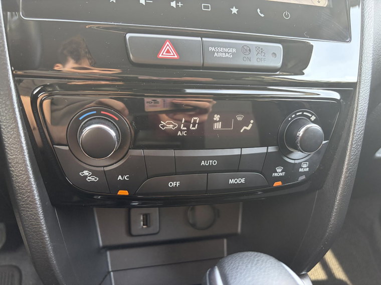 Vehicle Image 34