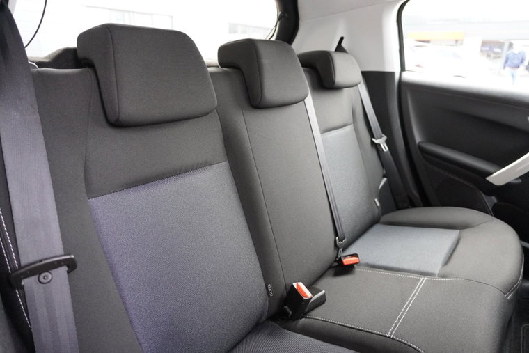 Vehicle Image 14