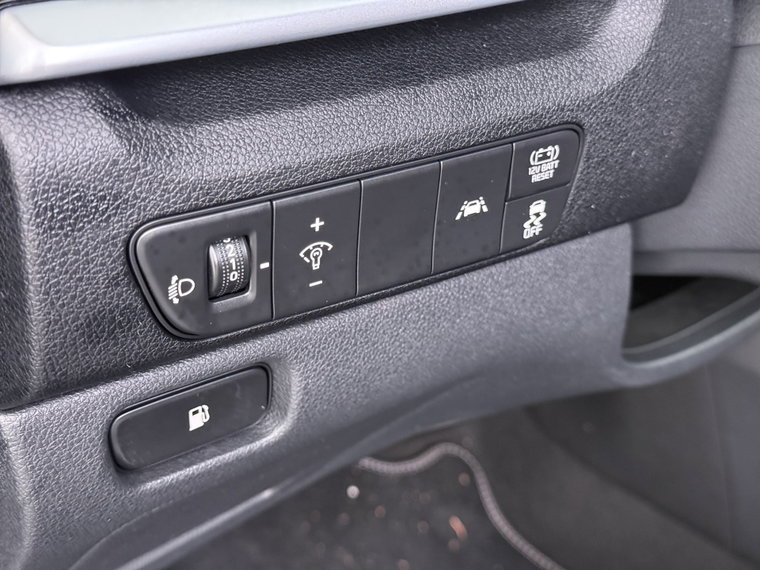 Vehicle Image 26