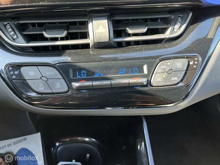 Vehicle Image 28