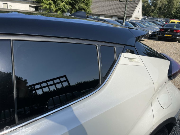 Vehicle Image 35