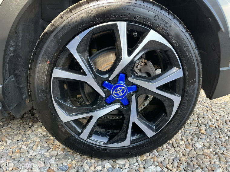 Vehicle Image 37