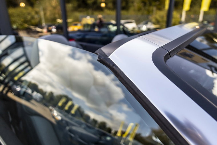Vehicle Image 13