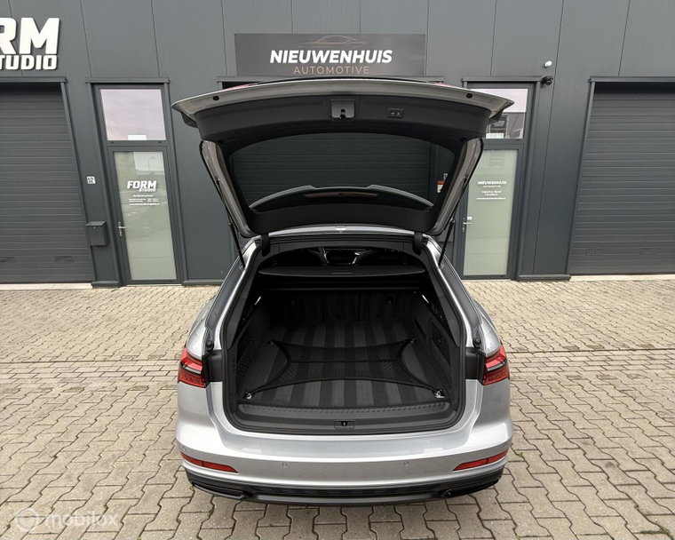 Vehicle Image 36