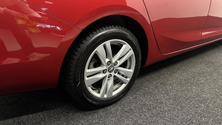 Vehicle Image 15