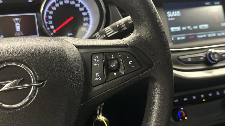 Vehicle Image 26