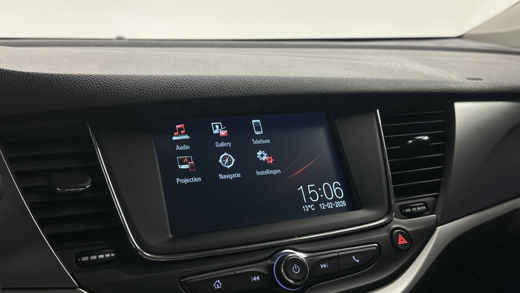 Vehicle Image 33