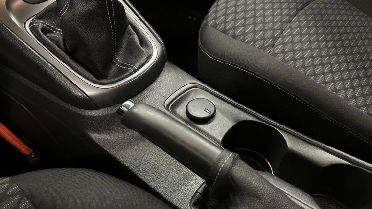 Vehicle Image 40