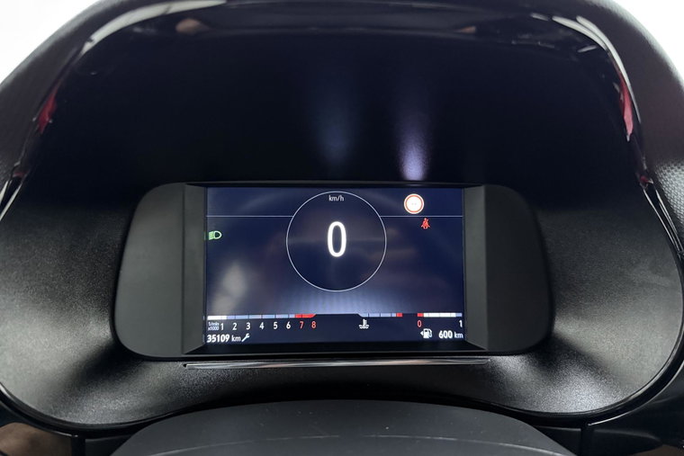 Vehicle Image 21
