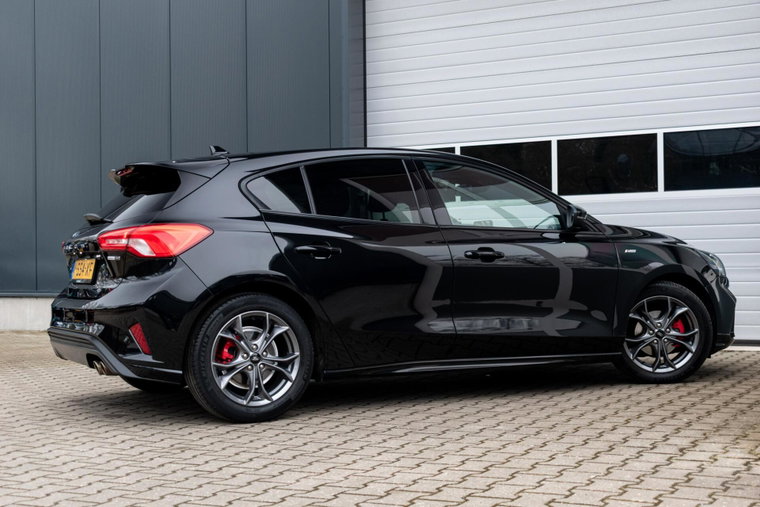 Vehicle Image 31