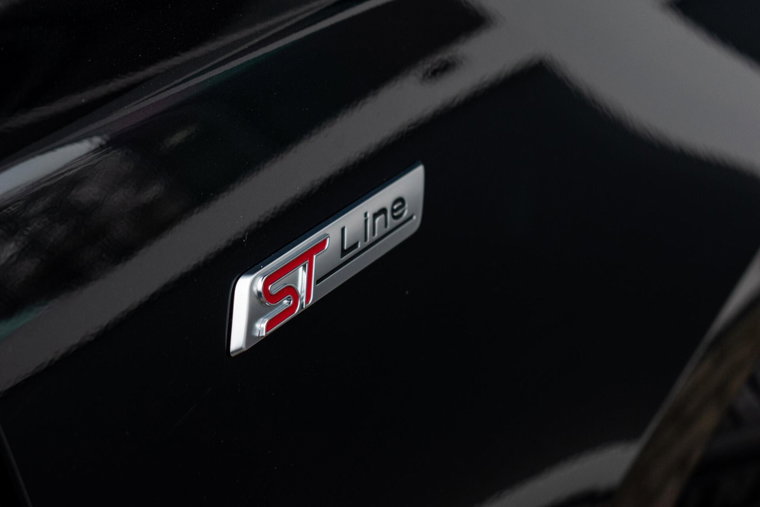 Vehicle Image 38