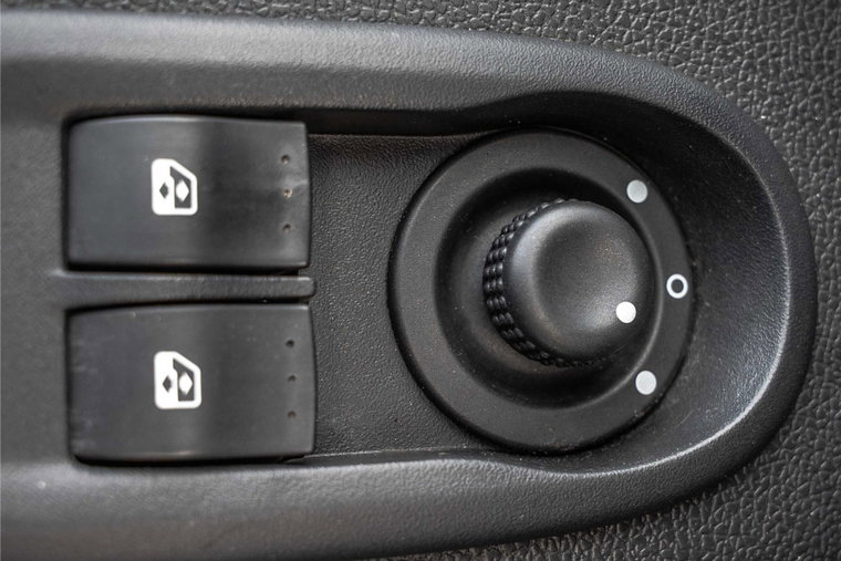 Vehicle Image 24