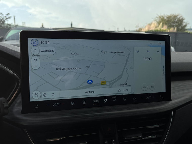 Vehicle Image 19