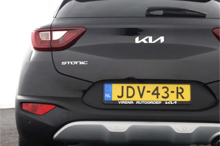 Vehicle Image 43