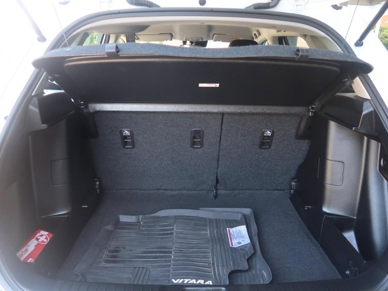 Vehicle Image 21
