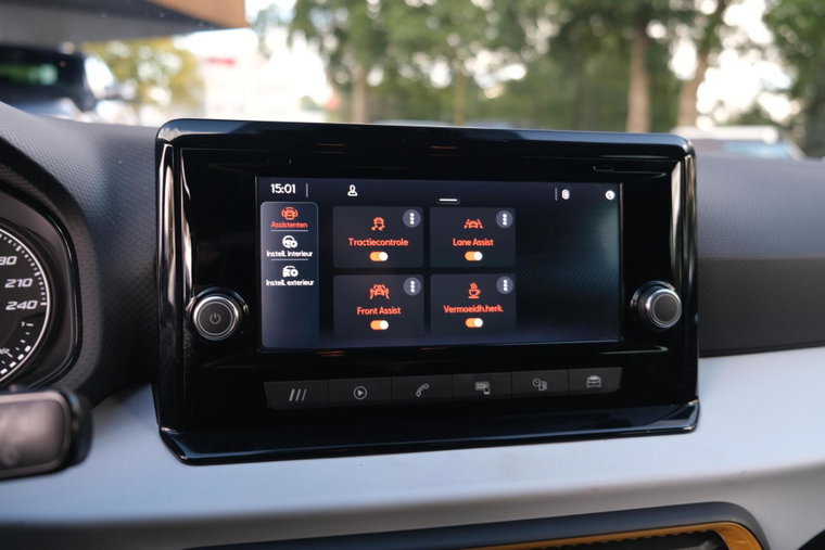 Vehicle Image 21