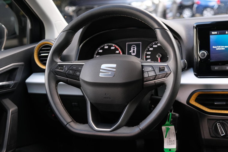 Vehicle Image 28