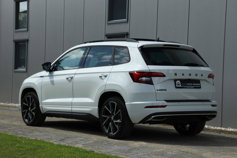 Vehicle Image 7