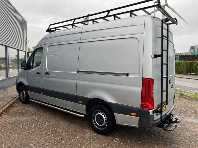 Vehicle Image 27
