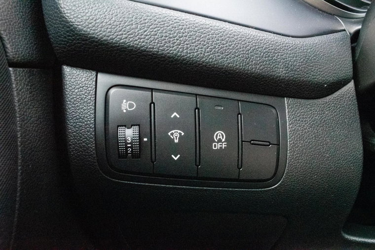 Vehicle Image 40