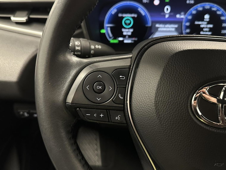 Vehicle Image 21