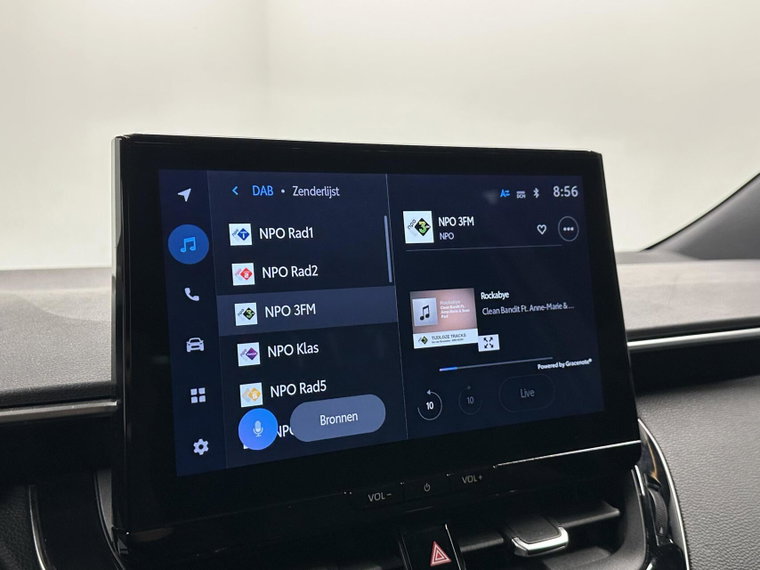Vehicle Image 35