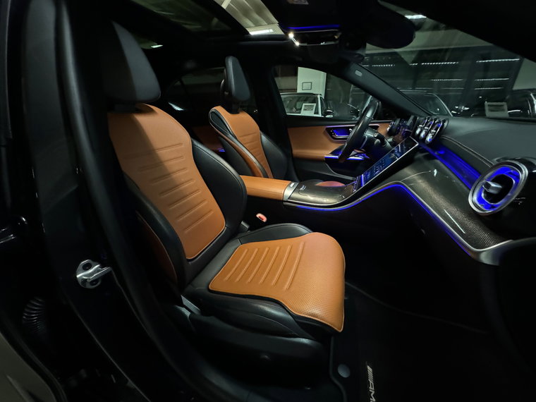 Vehicle Image 42