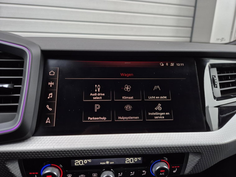 Vehicle Image 22