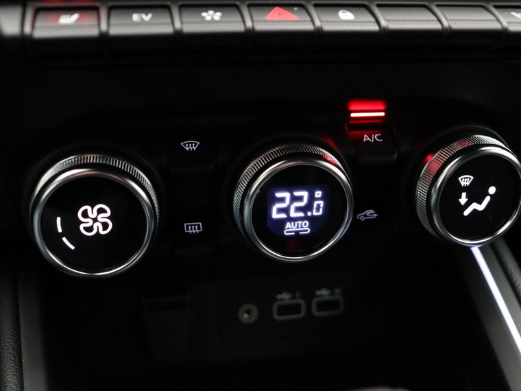 Vehicle Image 29