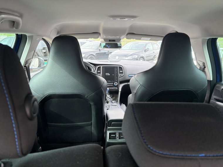Vehicle Image 16