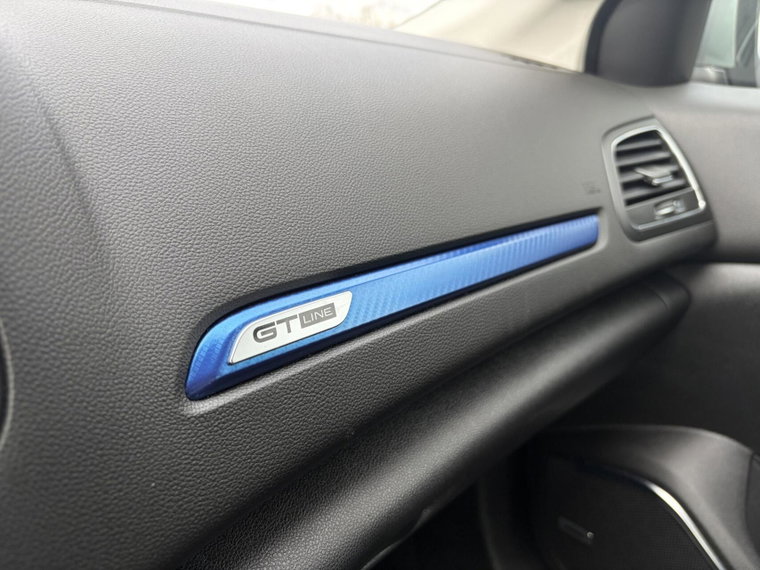 Vehicle Image 26