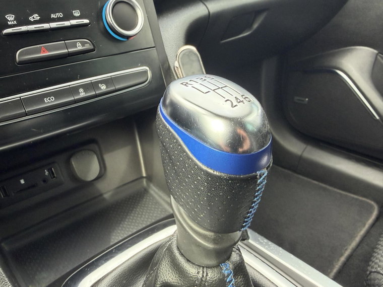Vehicle Image 27