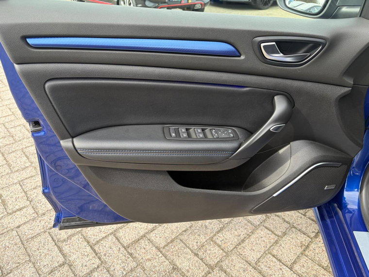 Vehicle Image 39