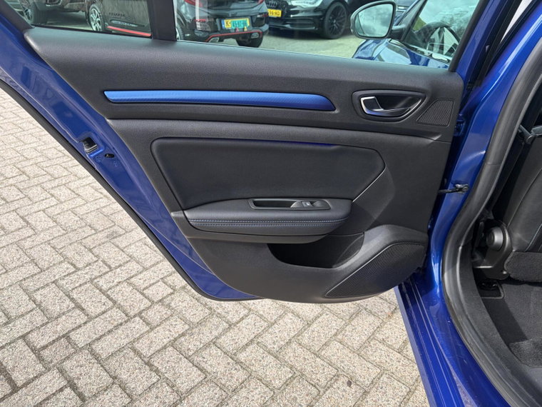 Vehicle Image 41