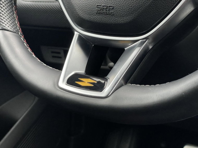 Vehicle Image 35