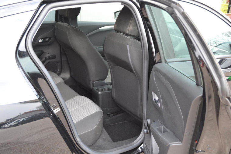 Vehicle Image 15