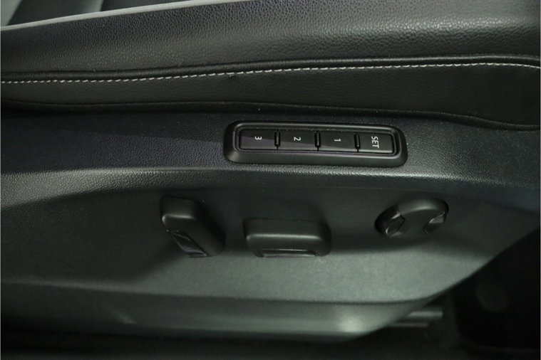 Vehicle Image 49