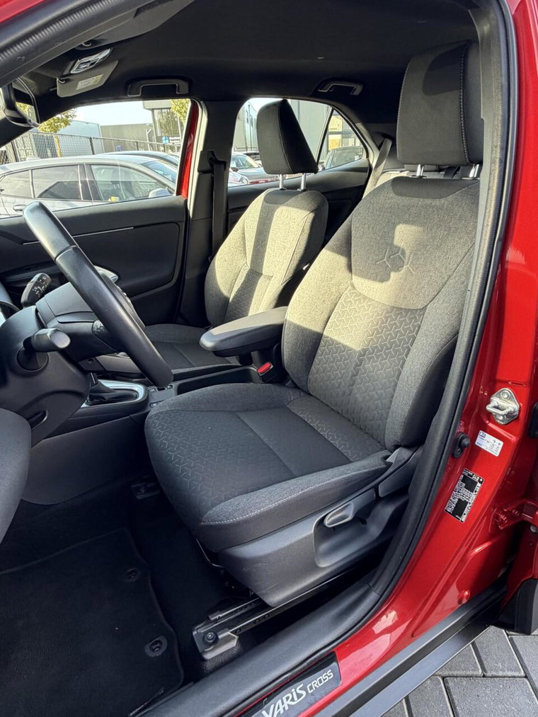 Vehicle Image 15