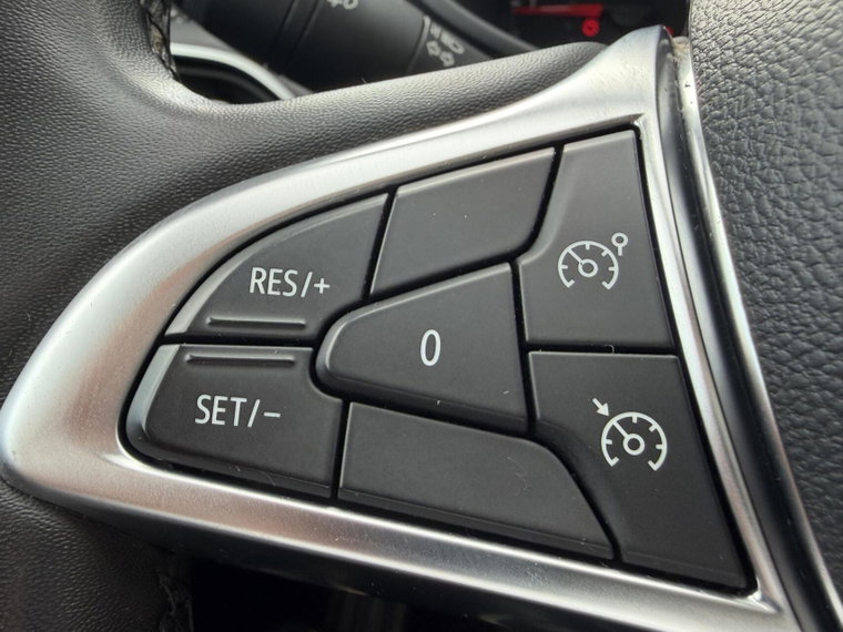 Vehicle Image 26