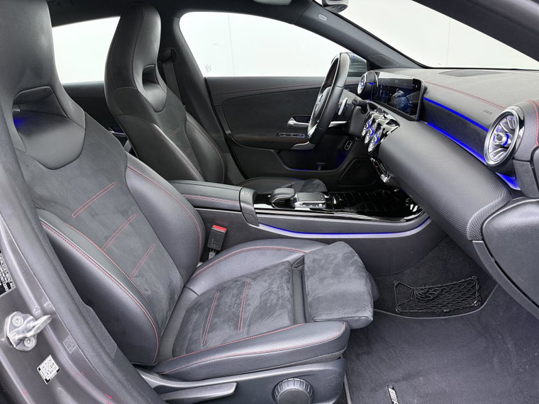 Vehicle Image 39