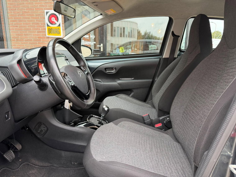 Vehicle Image 19