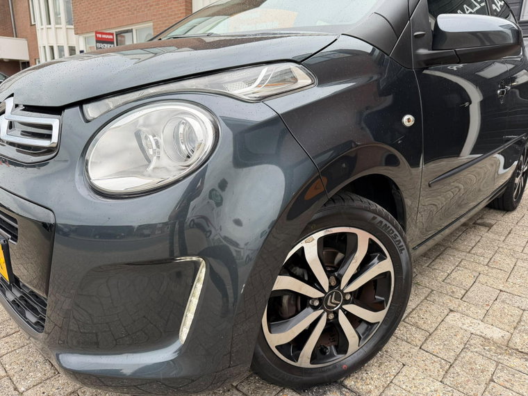 Vehicle Image 10