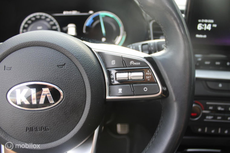Vehicle Image 32